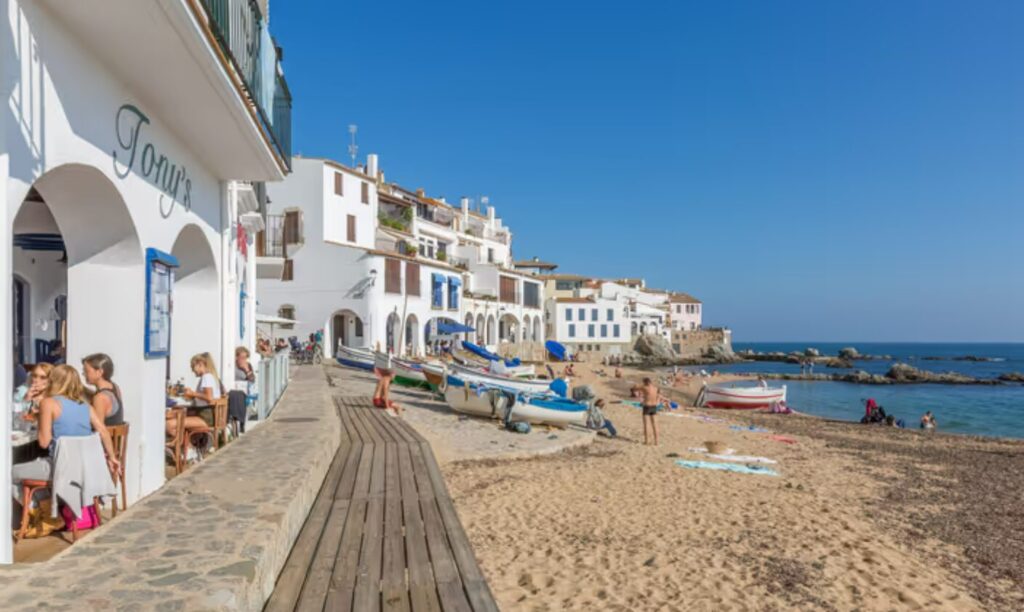 Holidu: A Smart Platform for Finding Vacation Rentals