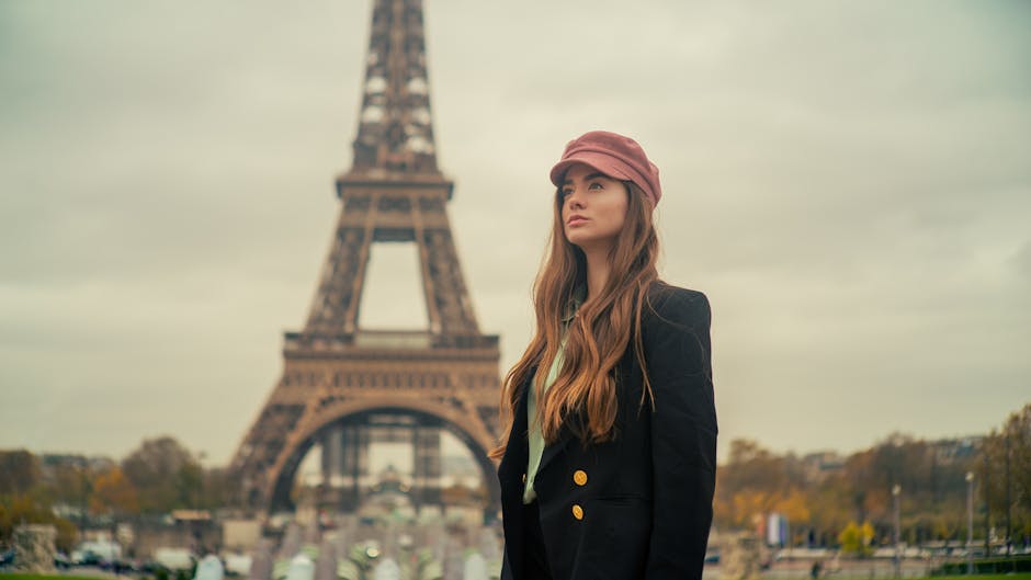 Elegant autumn fashion outfit French style