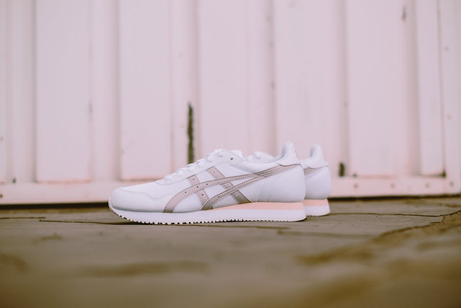 retro running sneakers vintage sport style