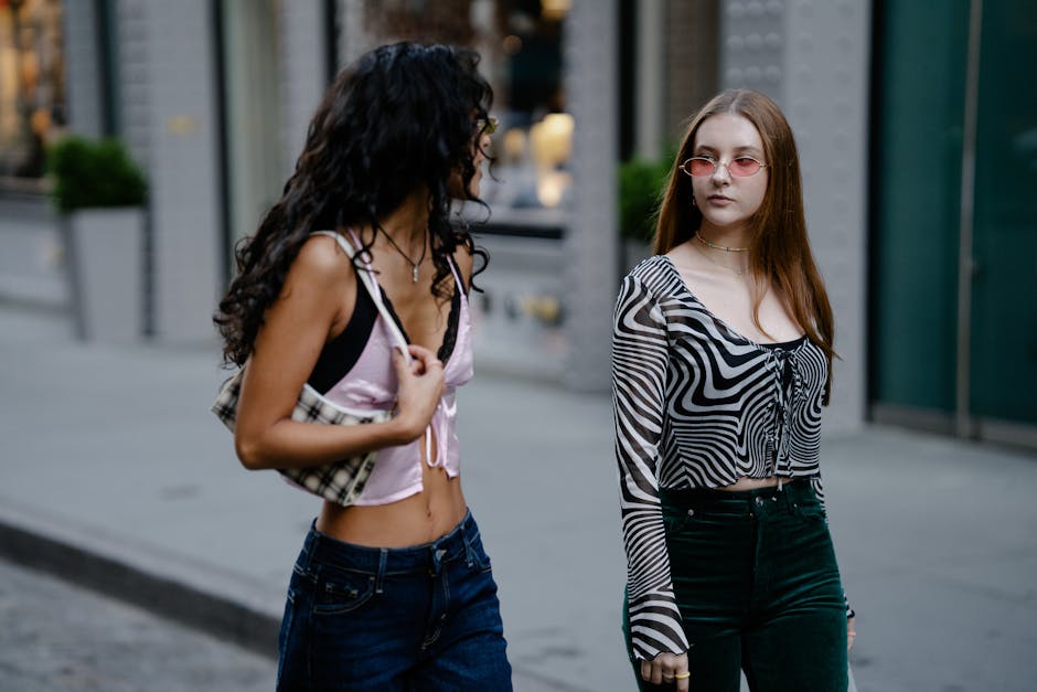 vintage low-rise jeans and crop top fashion